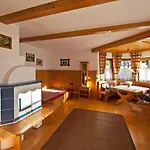 Rauchenwalderhof Hotel 3*