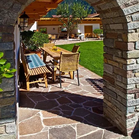 Rauchenwalderhof 3* Mayrhofen