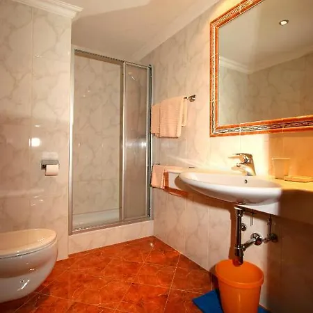 Rauchenwalderhof Hotell